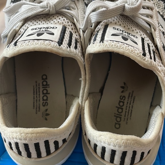 Leopard print adidas swift run - Picture 4 of 5